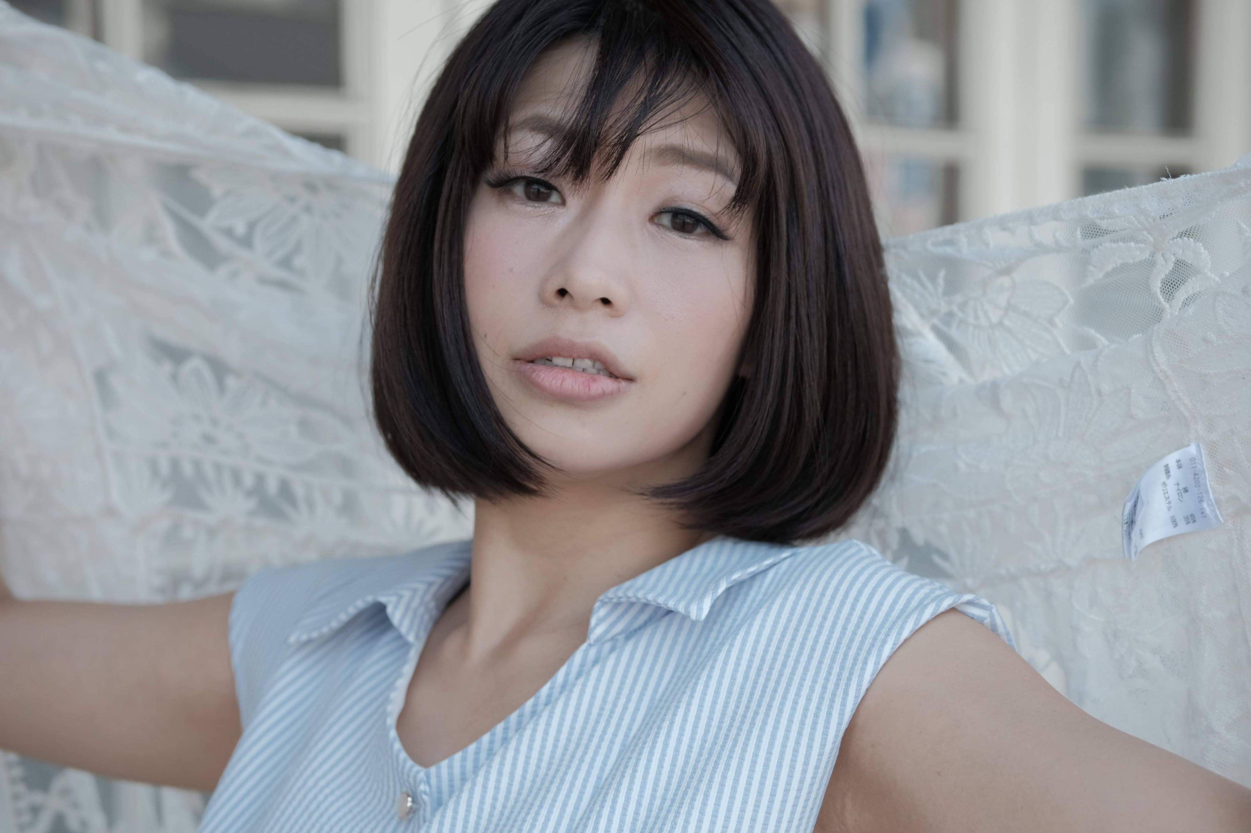 【飛ぶまで飲み放題付き】女優の範田紗々さんゲストポーカー会画像