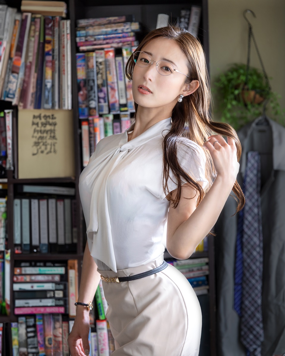 【プレステージ】 8月5日（火） KANBi専属 松岡すず 秋葉原 サイン会イベント開催決定！画像