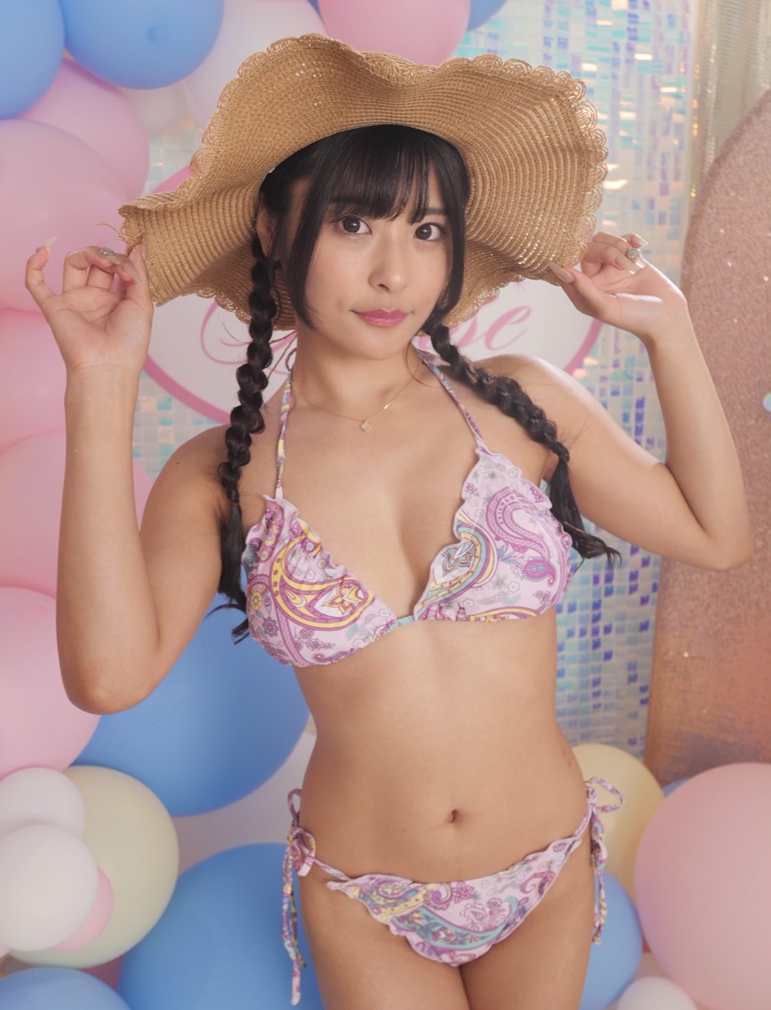 似鳥日菜の3周年お祝い『Hina's party〜 3rd anniversary〜』画像