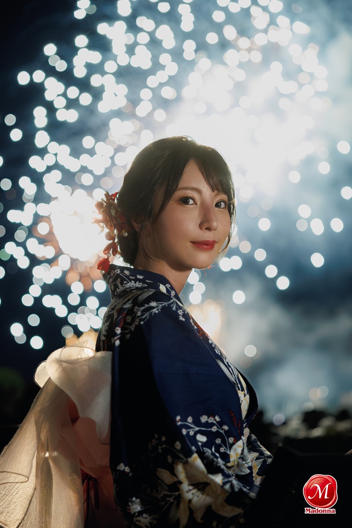 デビュー1周年記念＆AV大好きキャンペーン2026　Madonna新妻ゆうかさんイベント！画像