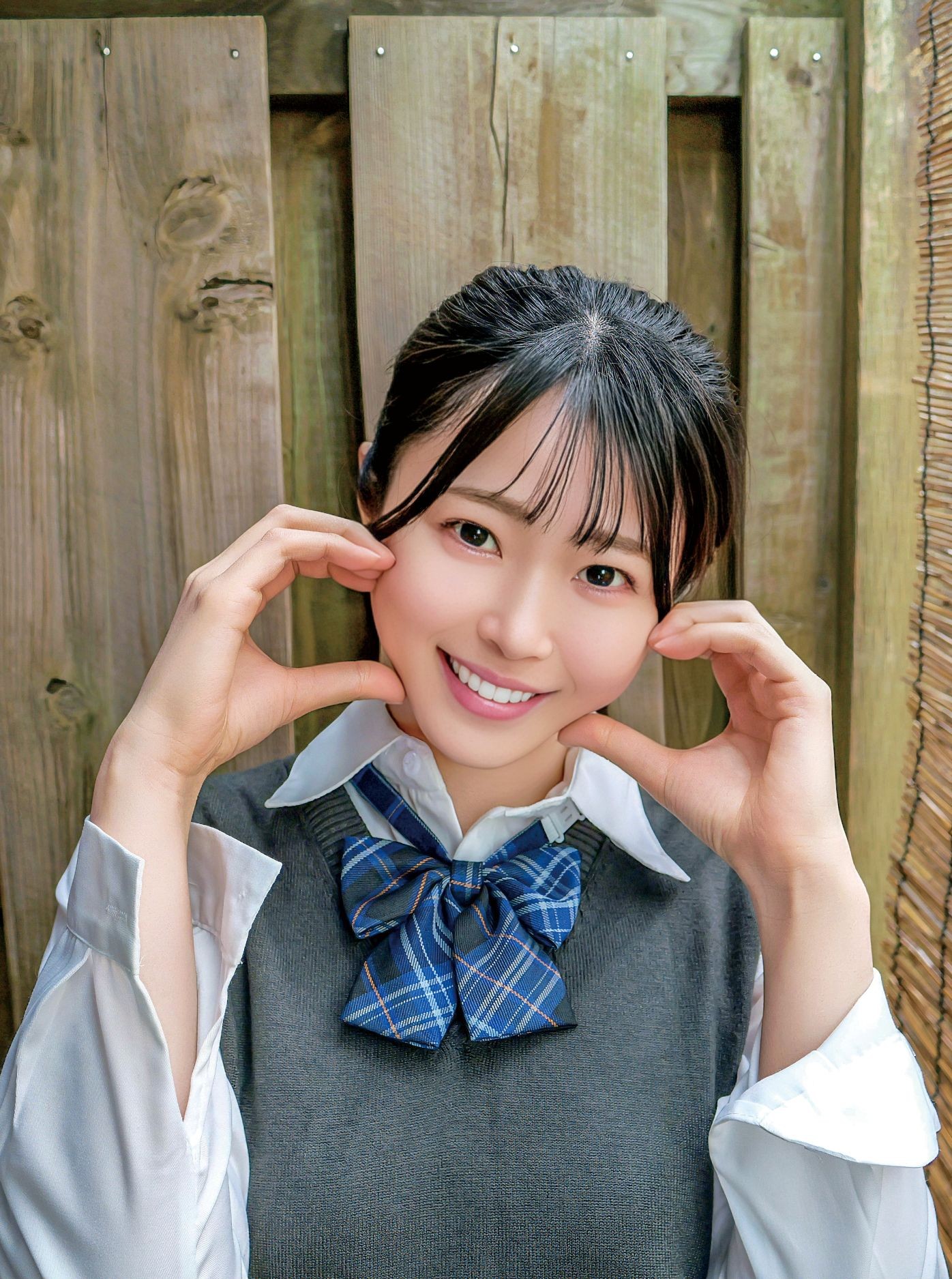 【ま〇こ銀行】 青坂あおい サイン・撮影会画像